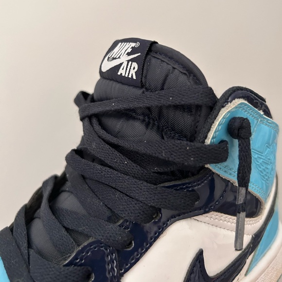 Mid Jordan 1 Retro OG UNC - Picture 4 of 7
